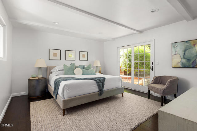 1601 El Rito Avenue, Glendale CA: https://media.crmls.org/mediaz/c3cf925b-3bdb-413b-a162-3b89d885bfa3.jpg