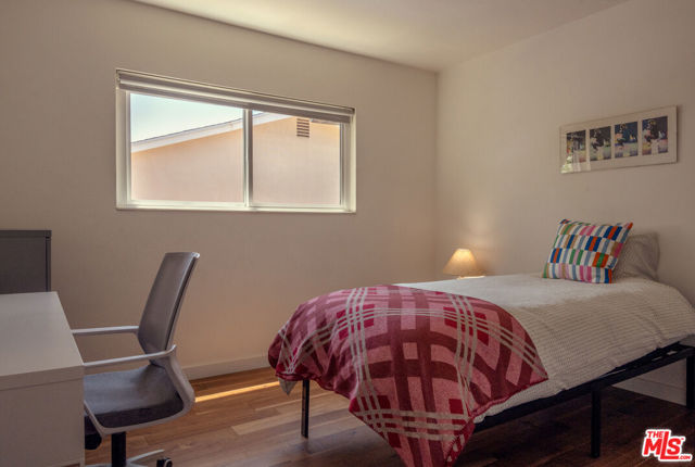 25166 Wheeler Road, Newhall CA: https://media.crmls.org/mediaz/c3d011bc-da22-495c-8cd0-7b82528fe48d.jpg
