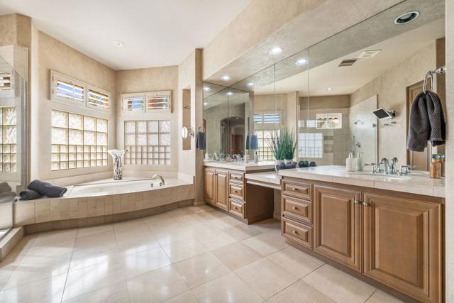 Image 37 of 76 For 682 Elk Clover Circle