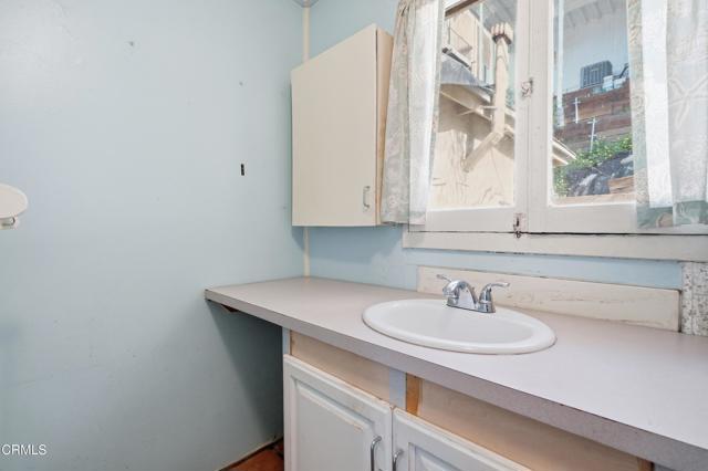 Detail Gallery Image 26 of 48 For 4304 Saltillo St, Los Angeles,  CA 91364 - 2 Beds | 2 Baths