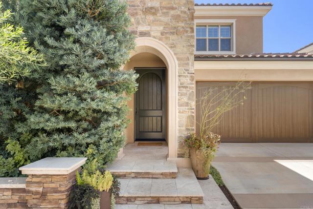 3619 N Fork Ave, Carlsbad CA: https://media.crmls.org/mediaz/c3d110f9-17d8-42d4-a45b-51d730c5e43e.jpg