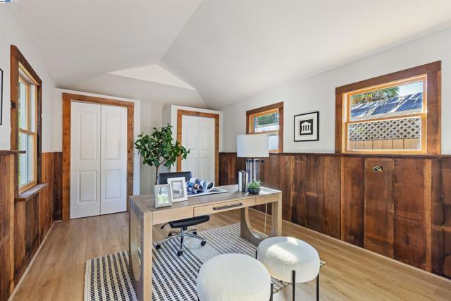 4463 Pleasanton Ave, Pleasanton CA: https://media.crmls.org/mediaz/c3d1c51f-f1d4-41a4-a2bc-5953e2798a15.jpg