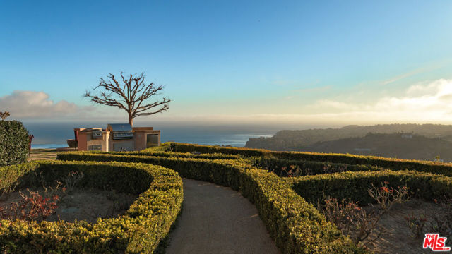 0 Murphy Way, Malibu CA: https://media.crmls.org/mediaz/c3d2a94f-71dc-4e4d-84af-365ce8444d3a.jpg