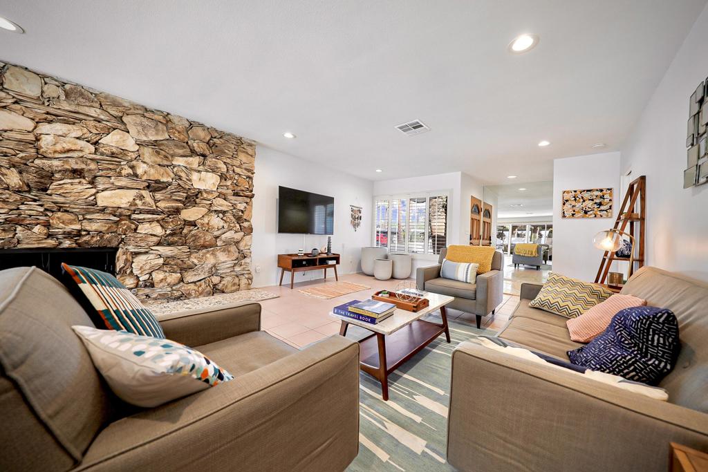 MLS #219144947DA image #5