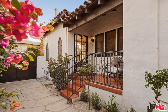 830 N Gardner Street, Los Angeles CA: https://media.crmls.org/mediaz/c3d3c785-eafc-49de-b04e-25c2ce66bf7c.jpg