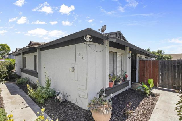 Detail Gallery Image 1 of 1 For 2164 Bluehaven Ct, San Diego,  CA 92154 - 2 Beds | 2 Baths