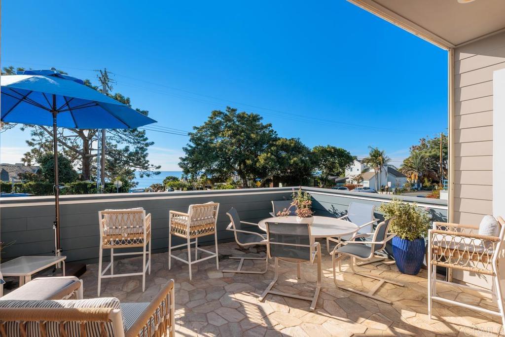 601 Stratford Ct - photo 6