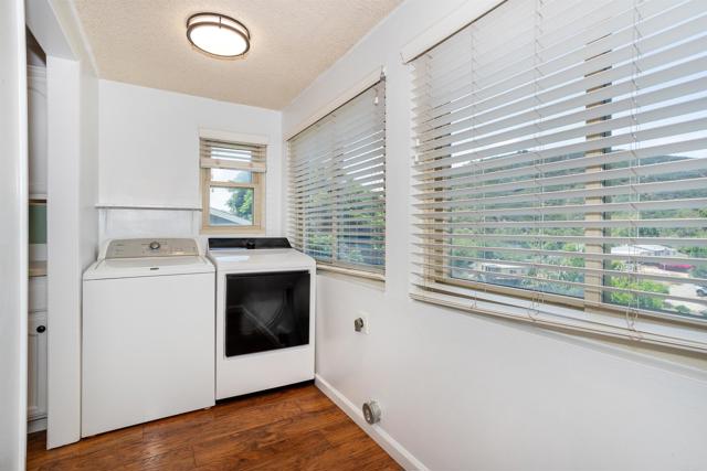 147 Mildred Way, El Cajon CA: https://media.crmls.org/mediaz/c3d68785-3e30-47ed-b59b-20a2ecb76105.jpg