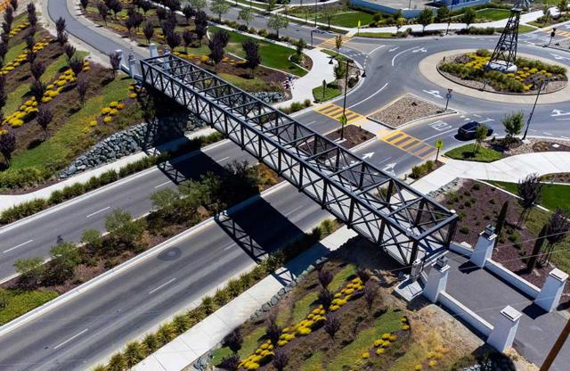 3060 Benitti Street, Lathrop CA: https://media.crmls.org/mediaz/c3d80457-4b14-4905-bdd8-4d8457609bb0.jpg