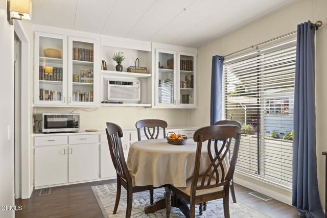 Detail Gallery Image 14 of 38 For 24 Heather Way #24,  Ventura,  CA 93004 - 2 Beds | 2 Baths