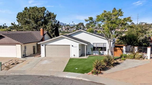 1267 Sonoma Ct, Chula Vista CA: https://media.crmls.org/mediaz/c3d81be8-f8c6-46c2-b222-5cb14334d589.jpg