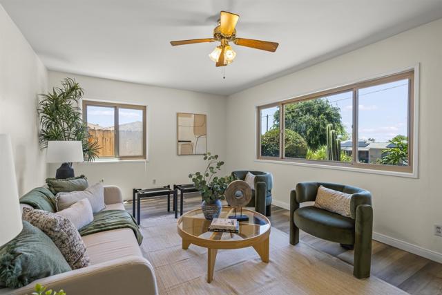1333 Clove St, El Cajon CA: https://media.crmls.org/mediaz/c3d840c6-a255-4b91-be5d-83ec4686712c.jpg
