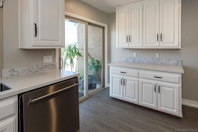 8721 Wahl St, Santee CA: https://media.crmls.org/mediaz/c3d9b64f-03a7-4ab5-a263-cf988ad08e4d.jpg