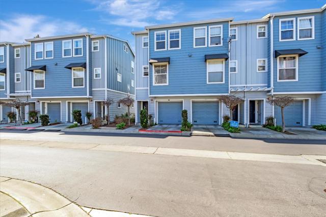 684 Grand Terrace, Hayward CA: https://media.crmls.org/mediaz/c3d9f240-9044-424c-8c8a-9525d0d1ed68.jpg