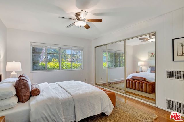 5513 Village, Los Angeles CA: https://media.crmls.org/mediaz/c3dc1458-6139-4a04-a0f4-03eef21d9deb.jpg