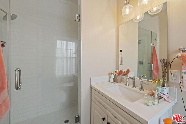 1238 S Bonnie Brae Street, Los Angeles CA: https://media.crmls.org/mediaz/c3dcf79f-dd64-45c4-a39a-c8a4dbd1920d.jpg