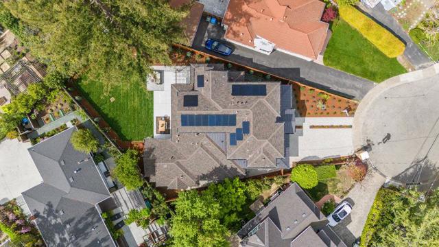1303 American Way, Menlo Park CA: https://media.crmls.org/mediaz/c3de4b74-6b76-4271-9c4f-6e4438313e10.jpg