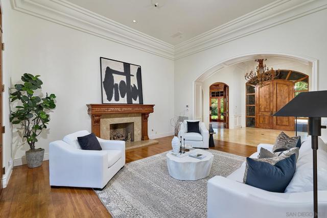 14155 Biscayne Pl, Poway CA: https://media.crmls.org/mediaz/c3de65eb-ca05-478f-9fa0-ed97f7458e87.jpg