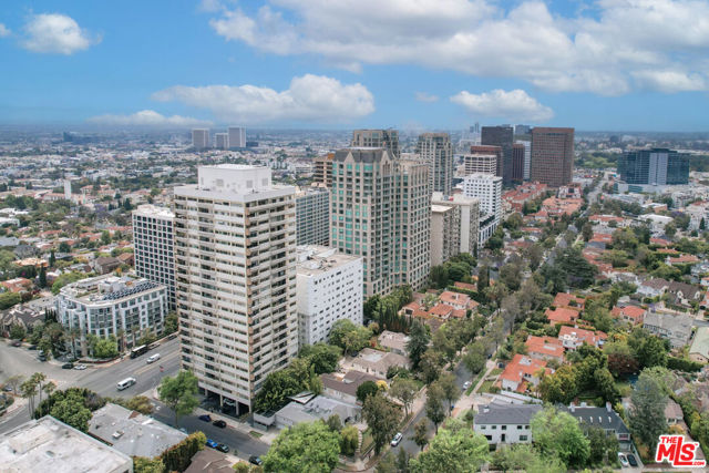 10701 Wilshire Boulevard, Los Angeles CA: https://media.crmls.org/mediaz/c3de68f7-7e47-4ce8-867d-4a34840a7c9b.jpg