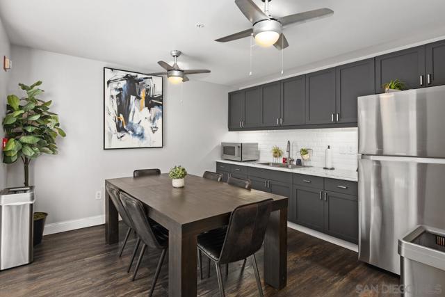 1150 J Street, San Diego CA: https://media.crmls.org/mediaz/c3df22fe-f888-4345-8359-d38b19922343.jpg