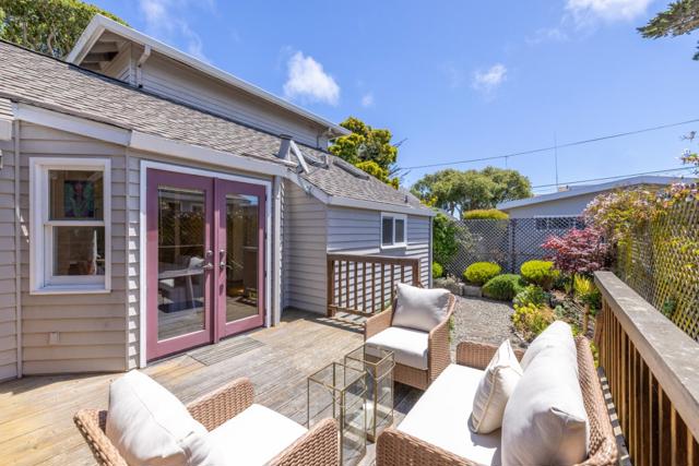 315 Granite Street, Pacific Grove CA: https://media.crmls.org/mediaz/c3dfa60f-3308-49f7-9eb3-74e13cb64992.jpg