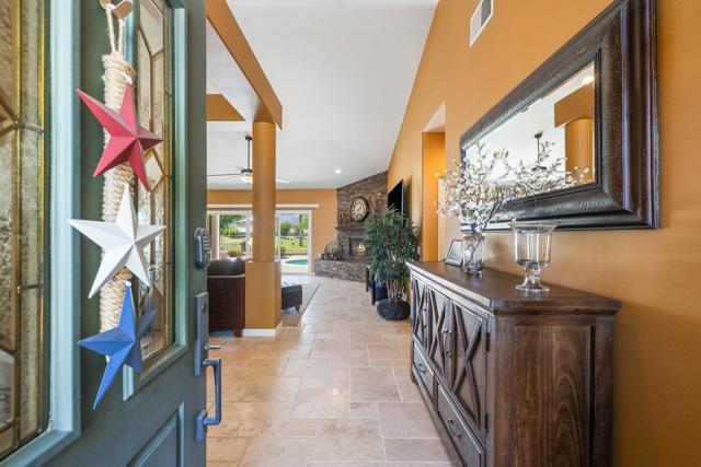 45553 Meadow Lake Drive, Indio CA: https://media.crmls.org/mediaz/c3dfc99b-960b-4d6e-a0a0-2028ad3ec2a1.jpg