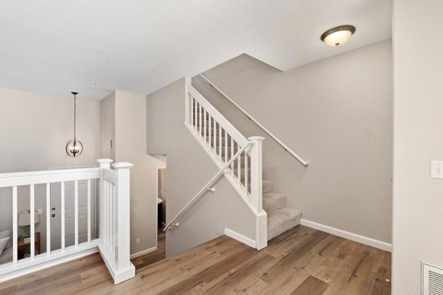 Image 16 of 36 For 10198 Wateridge Circle 157