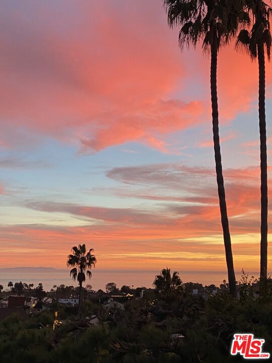 Drew Fenton | 16632 Linda Terrace Pacific Palisades CA | MLS: 7173021