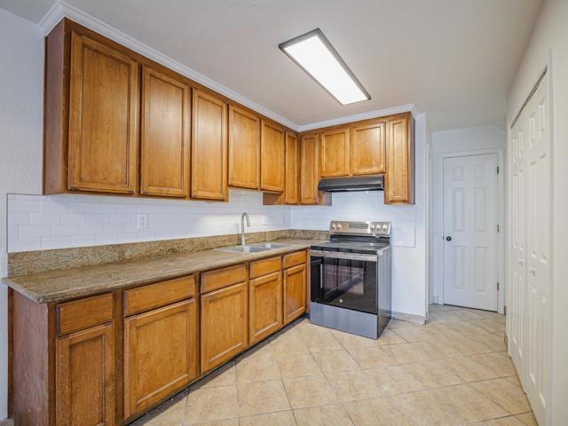914 Acosta Plaza, Salinas CA: https://media.crmls.org/mediaz/c3e059e5-178e-40fc-a0c5-1dd1ea5ea709.jpg