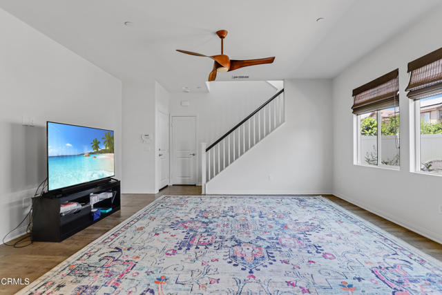 665 Tiber River Way, Oxnard CA: https://media.crmls.org/mediaz/c3e08d0f-a127-4f8e-8f17-0e200efc4234.jpg
