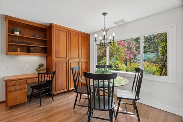 17180 Crescent Drive, Los Gatos CA: https://media.crmls.org/mediaz/c3e0fde0-f56e-4707-97ca-adecc0a59723.jpg