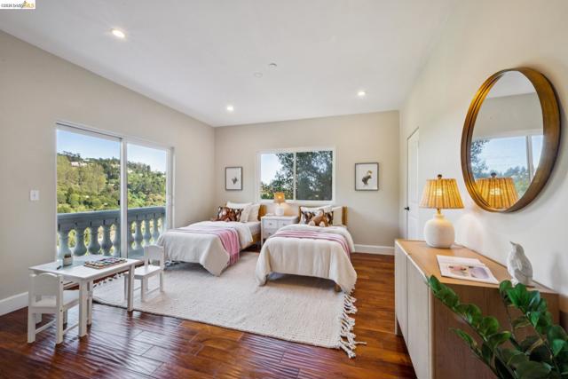 Image 36 of 60 For 6929 Bristol Dr