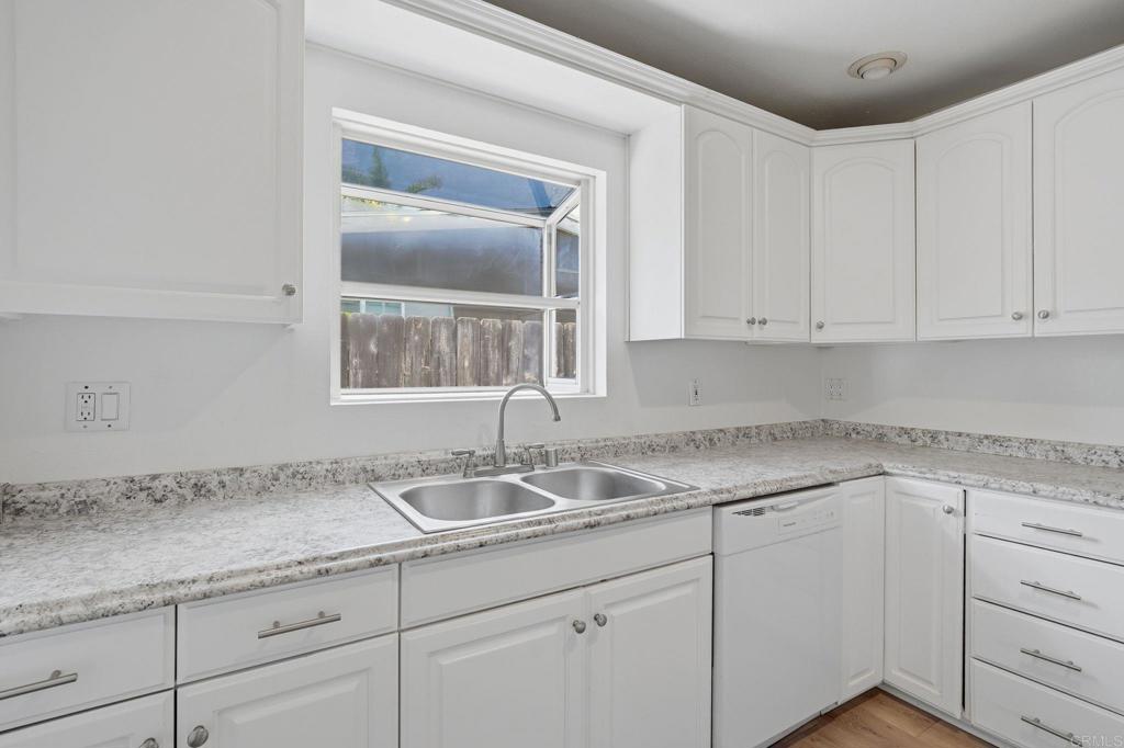 127 Flamingo Drive - photo 12