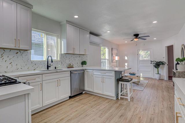 Detail Gallery Image 13 of 22 For 122 S 20th St, San Diego,  CA 92113 - 3 Beds | 2 Baths