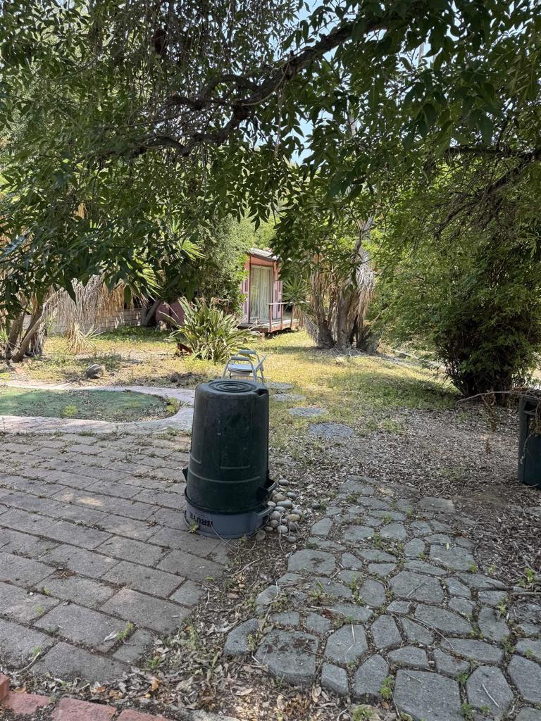 https://media.crmls.org/mediaz/c3e43391-6332-4059-a61e-ca6cf4787c57.jpg?preset=X-Large