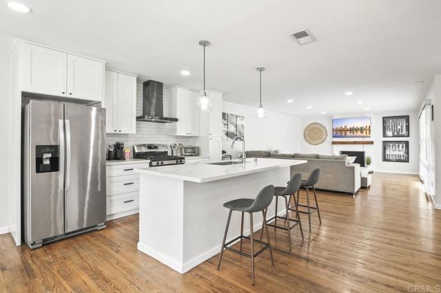 Detail Gallery Image 11 of 33 For 4625 Glacier Ave, San Diego,  CA 92120 - 3 Beds | 2 Baths