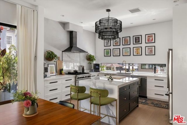 3225 Rowena Avenue, Los Angeles CA: https://media.crmls.org/mediaz/c3e4ef07-20f7-49ee-b12b-1583ef2e8fbb.jpg