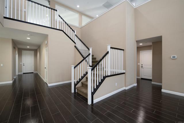 Detail Gallery Image 25 of 55 For 5506 Lipizzaner Cir, Oceanside,  CA 92057 - 4 Beds | 3/1 Baths