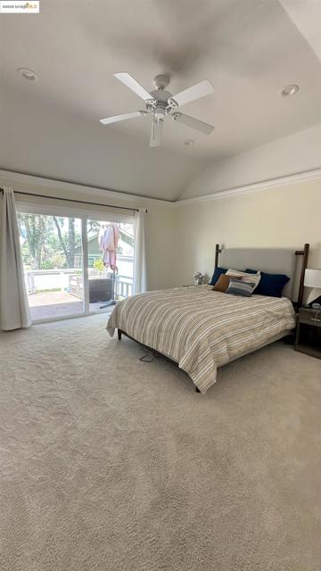 706 Lakeside Ct, Danville CA: https://media.crmls.org/mediaz/c3e677e0-71b5-4a67-9ec3-86f7698ce9fe.jpg