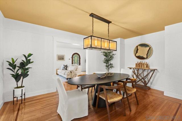 2778 Rosecrans St, San Diego CA: https://media.crmls.org/mediaz/c3e6f736-4dd3-47a7-ae98-ffa95c35bab0.jpg