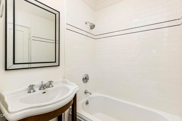 1184 Arden Road, Pasadena CA: https://media.crmls.org/mediaz/c3e766ba-9384-4ce8-ac96-6b239ca83612.jpg