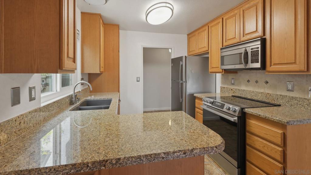 1612 Bridgeview Dr - photo 12