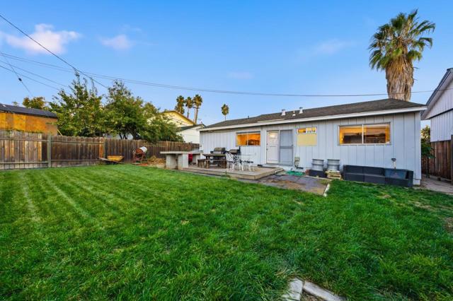 2987 Patt Avenue, San Jose CA: https://media.crmls.org/mediaz/c3e78d54-e600-4675-b273-ca22900c2819.jpg