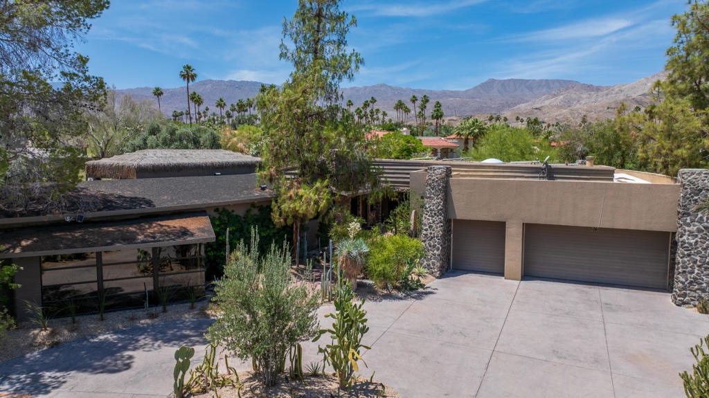73297 Grapevine Street