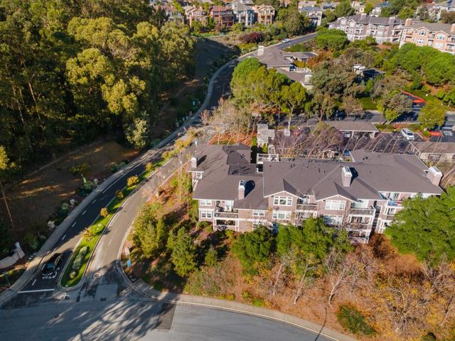 833 Swallowtail Court, Brisbane CA: https://media.crmls.org/mediaz/c3e9245a-f66d-4994-bcdb-e5f4134db789.jpg