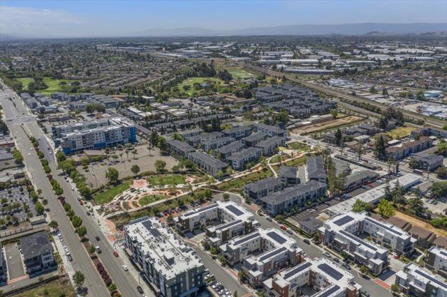 29333 Hub Court, Hayward CA: https://media.crmls.org/mediaz/c3e97bab-3cc5-498a-b669-2cdd7a9d4235.jpg