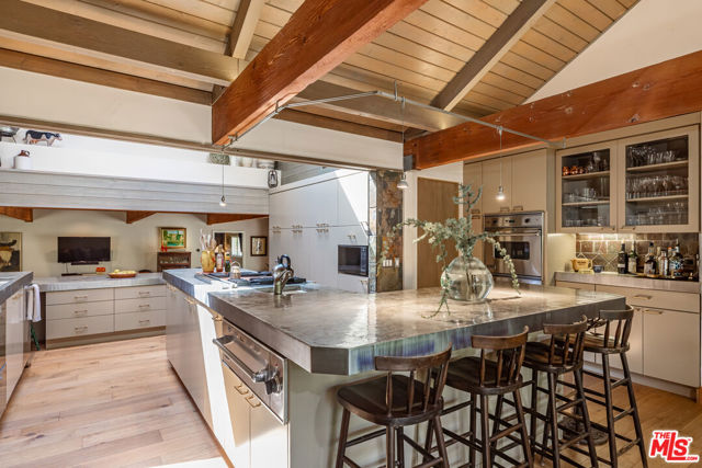 Drew Fenton | 1064 Meadows End Drive Calabasas CA | MLS: 7238352