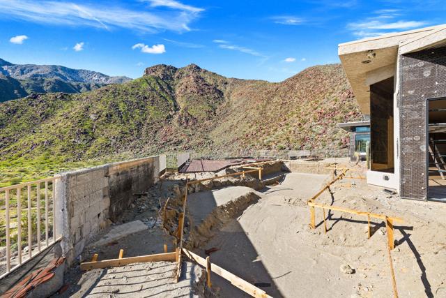 1133 W Dolores Court, Palm Springs CA: https://media.crmls.org/mediaz/c3e98fee-5f3e-4385-bbac-7249a046ba7c.jpg