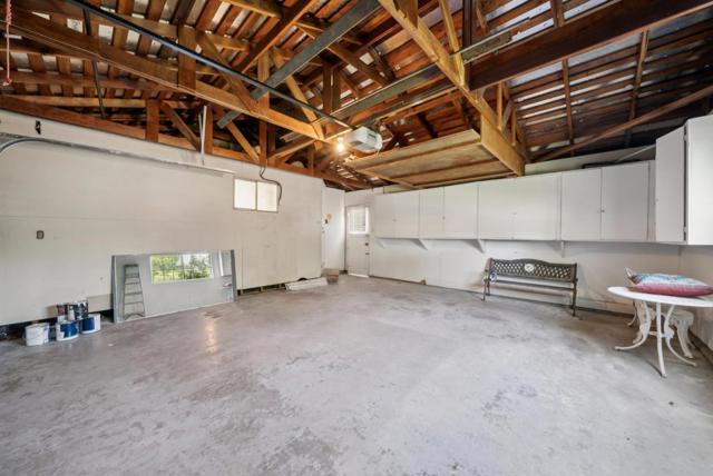 1284 Mandarin Drive, Sunnyvale CA: https://media.crmls.org/mediaz/c3e99283-f8c3-43e5-b0e6-862096e0f70a.jpg