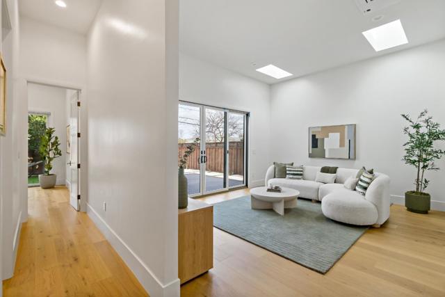 Image 12 of 88 For 1025 Walnut Street